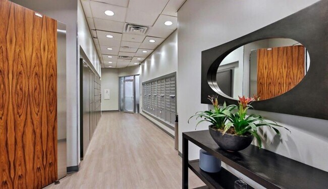 Building Photo - 2171 Peachtree Rd NE
