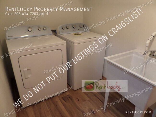 Building Photo - 5039 S 178th St