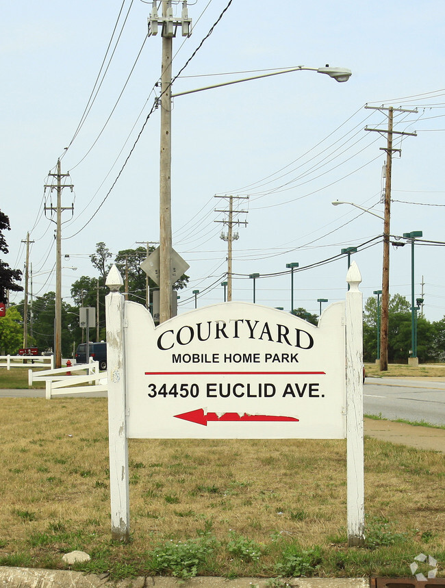 Building Photo - Courtyard Mobile Home Park