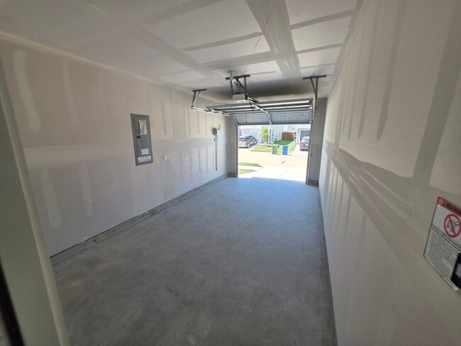 Building Photo - Charming New Build with Modern Layout – 3 ...