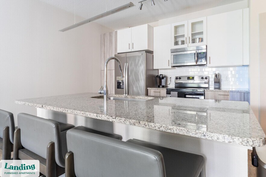 Building Photo - 655 W Marina Cove Dr