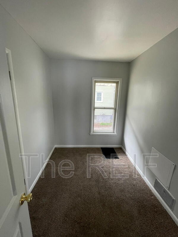 Building Photo - 1553 Illinois Ave