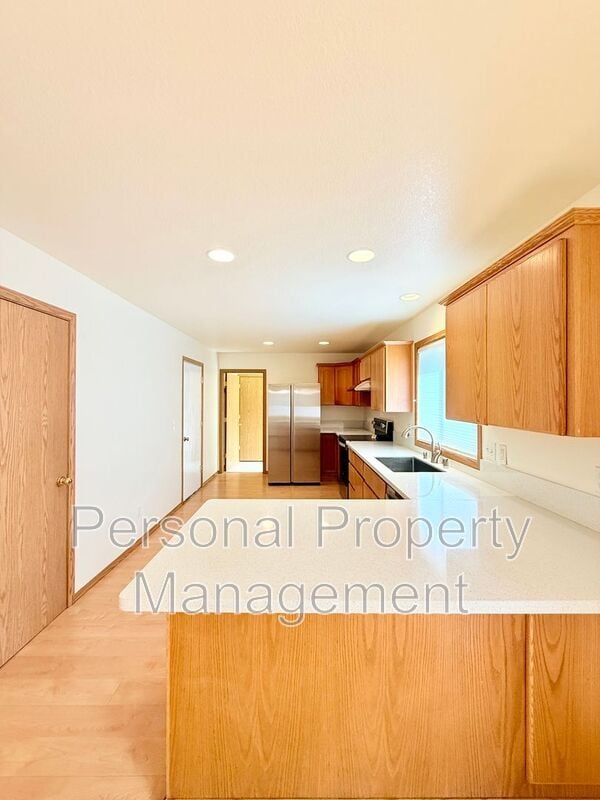 Building Photo - 5621 NE 64th Street