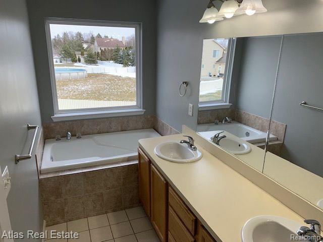 Building Photo - 1513 Crystal Pond Dr