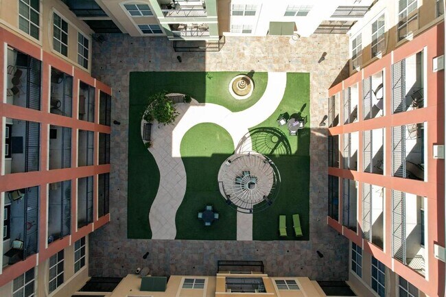Building Photo - 1711 Old Spanish Trl