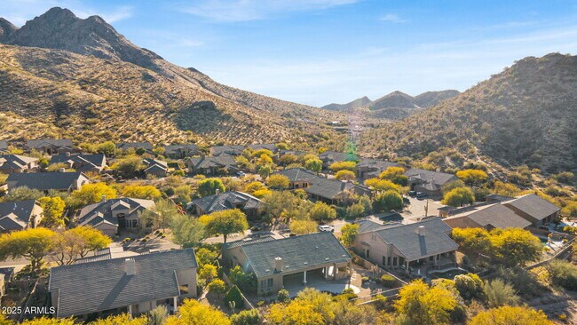 Building Photo - 11732 E Sand Hills Rd