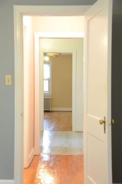 Building Photo - 8210 Greenwood Ave