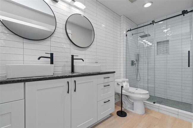 Building Photo - 12214 Braewick Dr