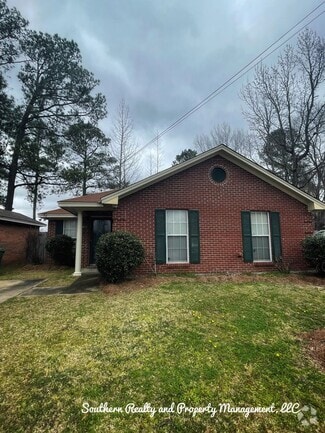 Building Photo - Taylor Ridge cul-de-sac Corner