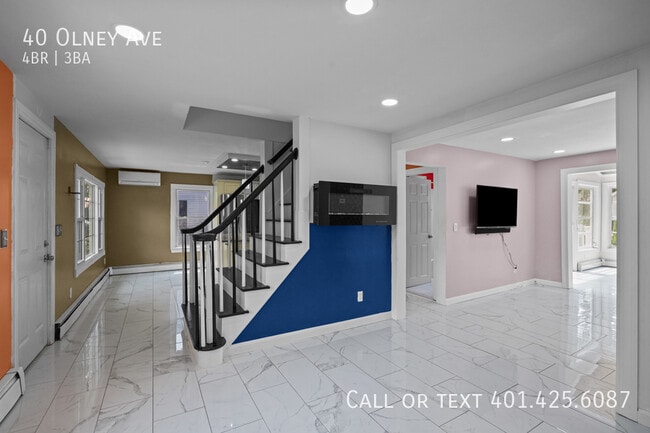 Building Photo - 40 Olney Ave