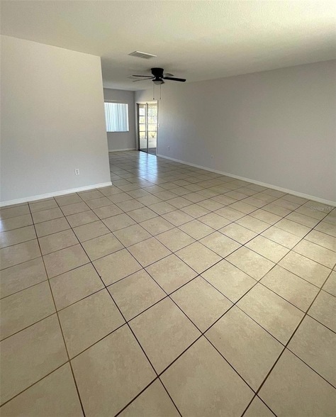 Building Photo - 6784 Stardust Ave