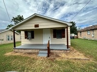 Building Photo - Updated 2 Bed 1 Bath in Blanchard!