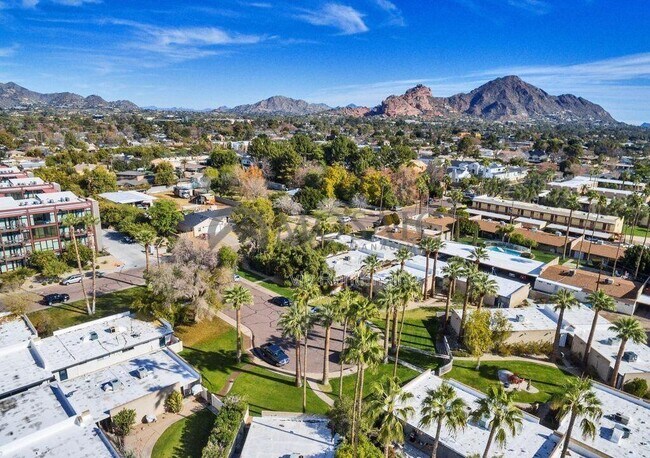 Building Photo - 4351 N 36th Pl