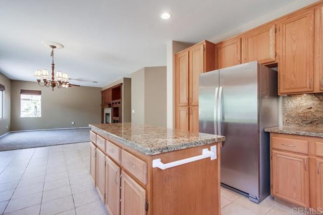 Building Photo - 777 Aldea Dr