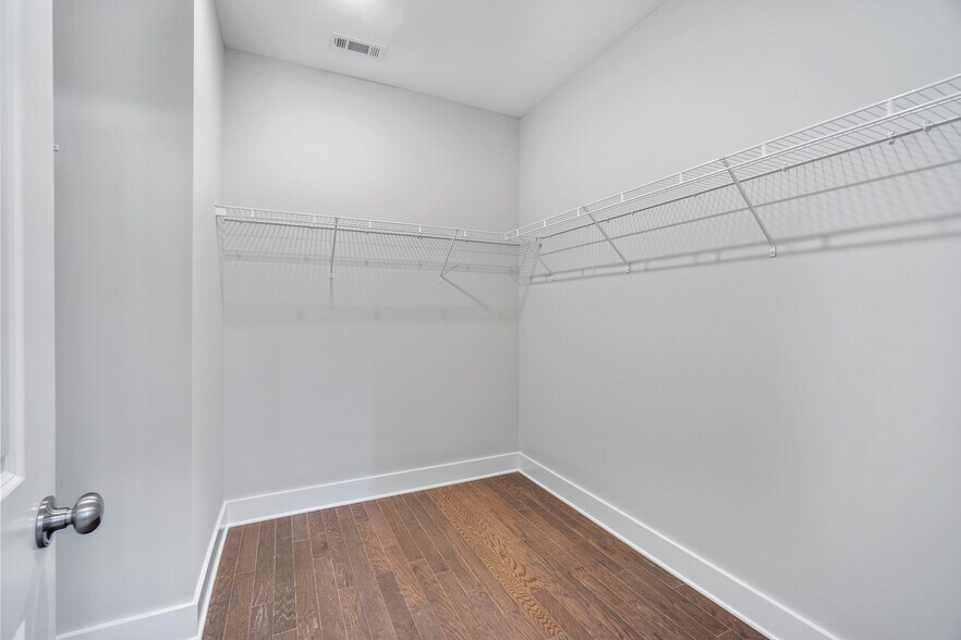 Building Photo - 1028 Robert Smalls Way