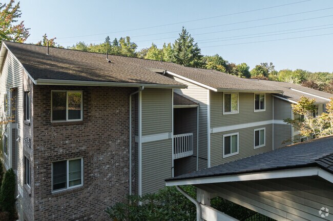 Building Photo - Woodsong Apartments