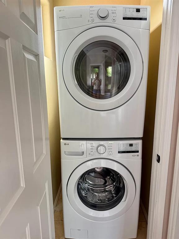 Building Photo - 1009 Taulbee Ln