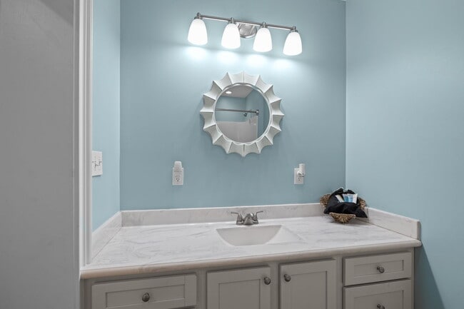 Building Photo - 360 Island Rd