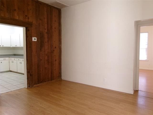 Building Photo - 1519 S Hwy 67