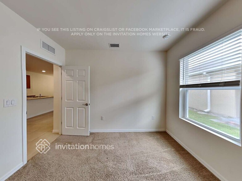 Building Photo - 10688 Crossback Ln