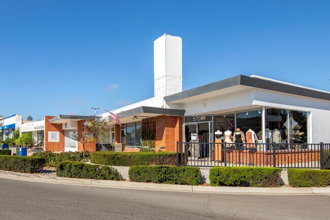 Building Photo - 2 Br in a Beautiful Bird Rock Location wit...