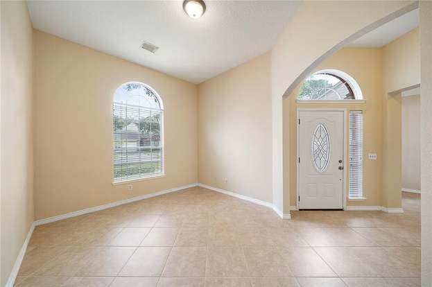 Building Photo - 18423 Cobblestone Dr