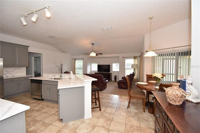 Building Photo - 192 Pine Grove Dr