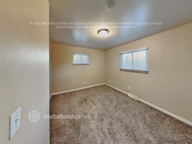 Building Photo - 9174 Lander St