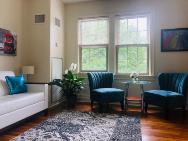 Primary Photo - 3446 Connecticut Ave NW