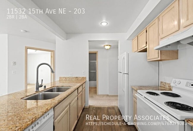 Building Photo - 11532 15th Ave NE