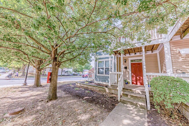 Building Photo - 2402 N Delaware St