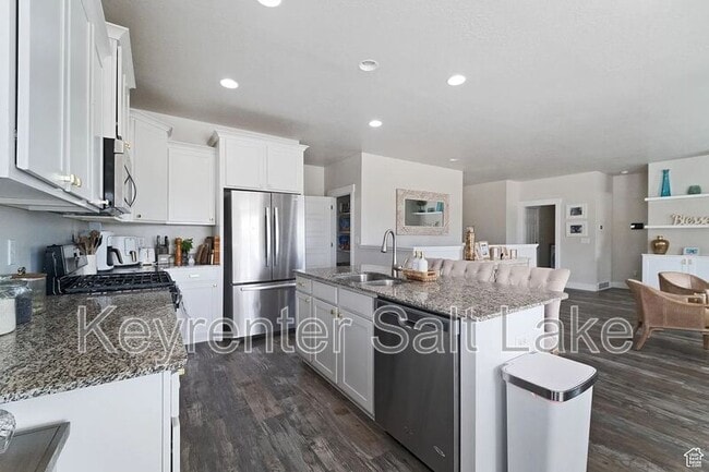 Building Photo - 6463 Maple Valley Cir