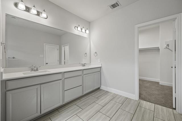 Building Photo - 7808 Manilla Dr