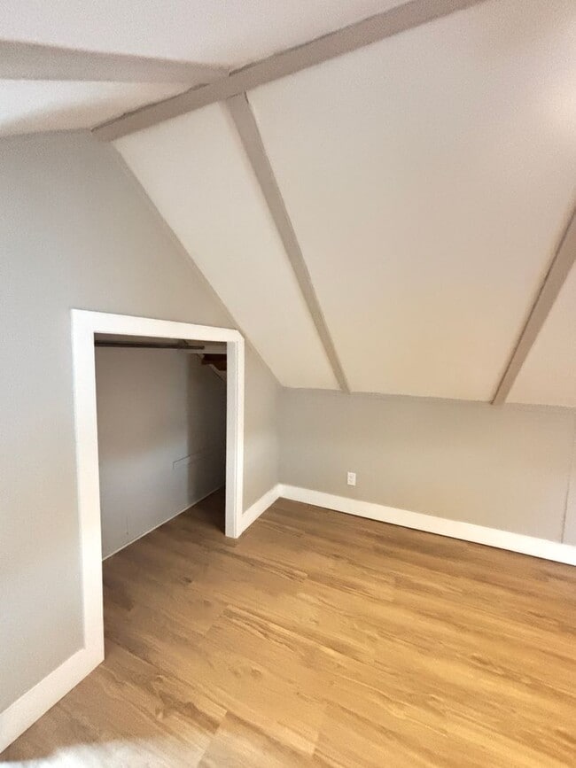 Building Photo - 20 W Union Blvd