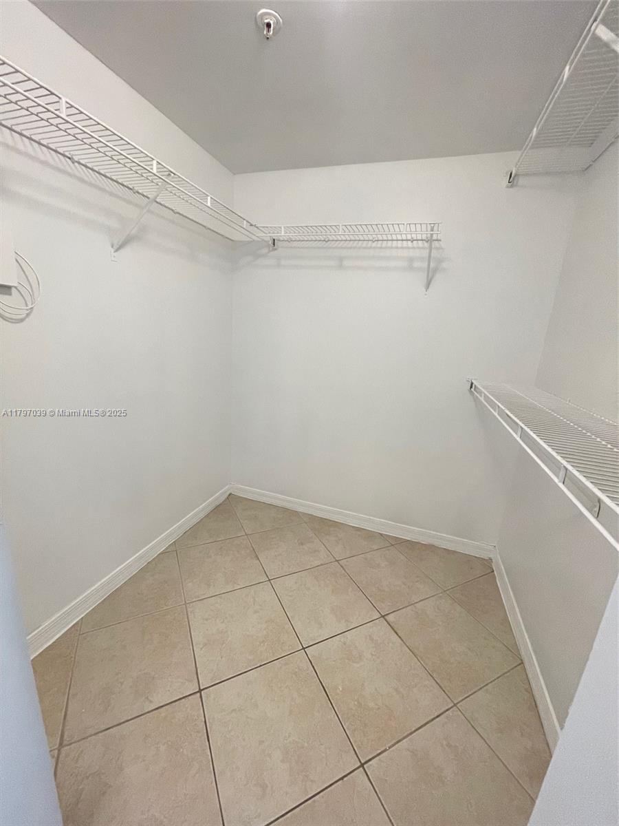 Building Photo - 155 NW 96th Ter