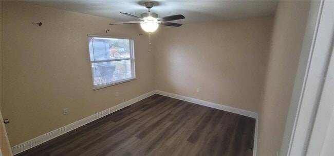 Building Photo - 450 Cart Ct