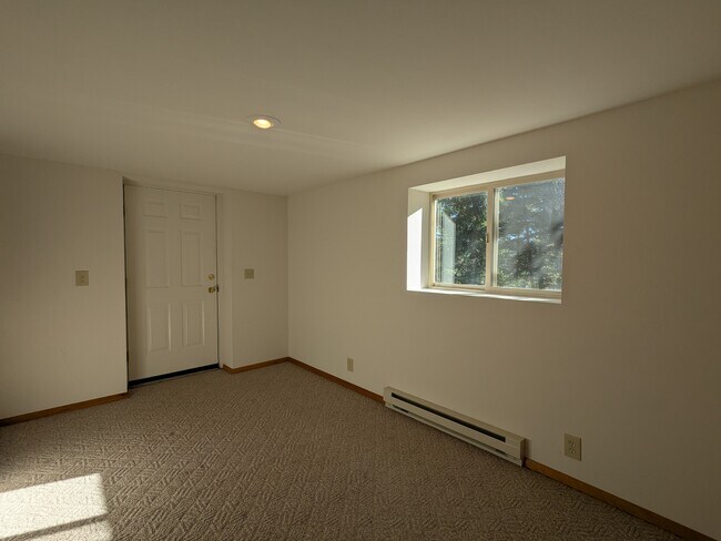 Building Photo - 286 Antler Rdg Rd