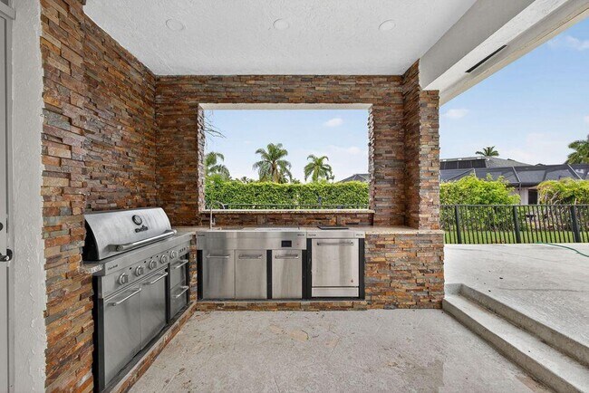 Building Photo - 1295 Longlea Terrace