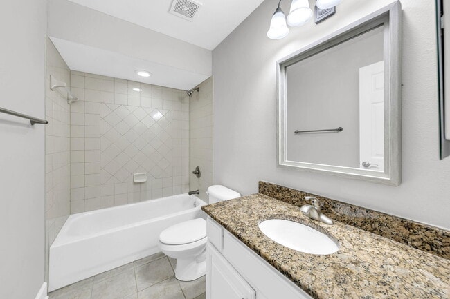 Building Photo - 59 Talon Ct