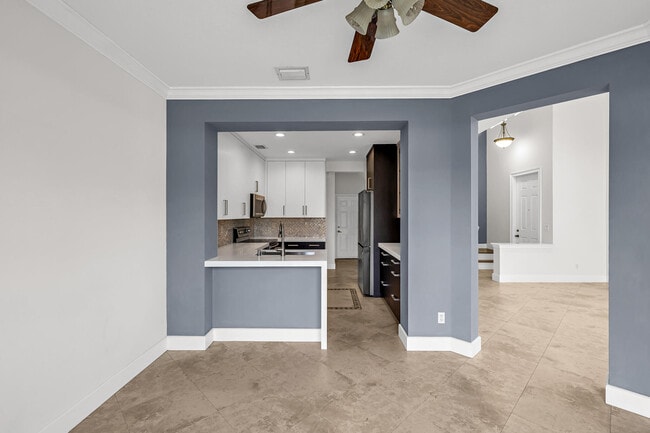 Building Photo - 12571 NW 57th Ct