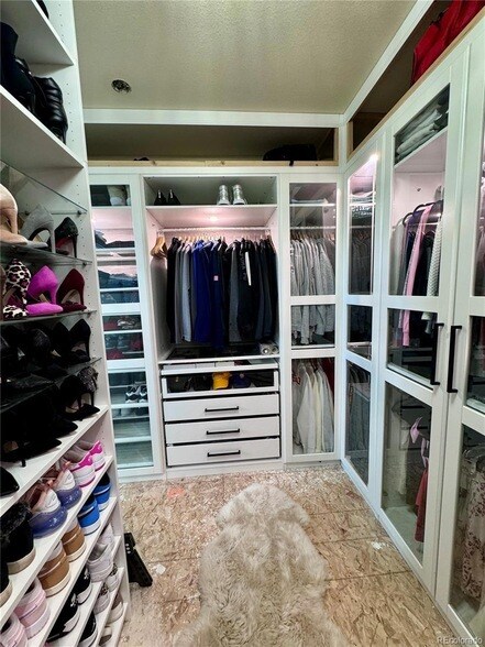 Building Photo - 25447 E Arbor Dr