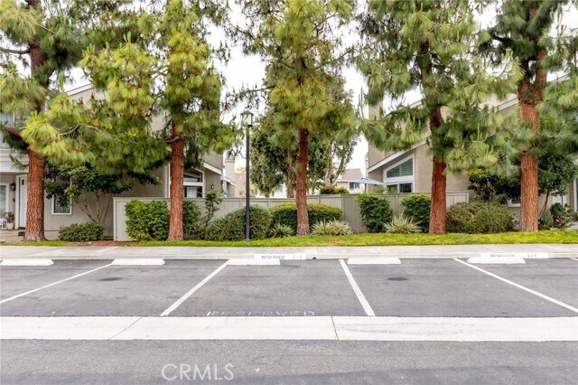 Building Photo - 412 Deerfield Ave