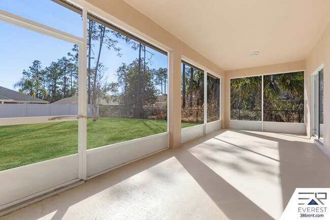 Building Photo - 7 Robin Pl