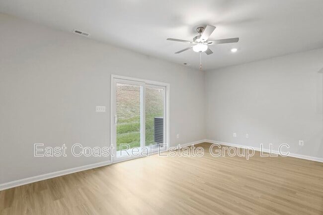 Building Photo - 53 Cranston Ct