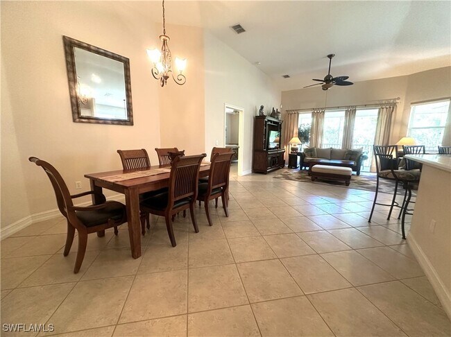 Building Photo - 1634 Tarpon Bay Dr S
