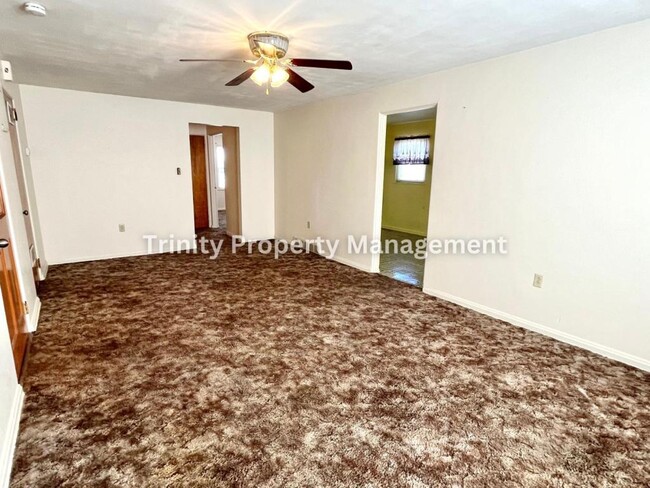 Building Photo - 518 Haymond Hwy