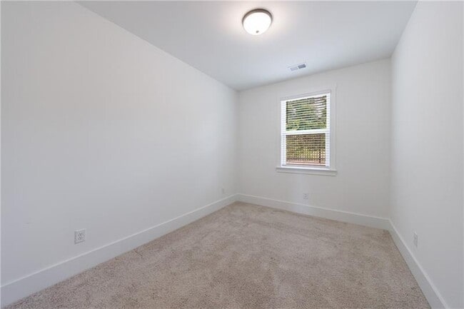Building Photo - 1624 Gunnin Trce NW