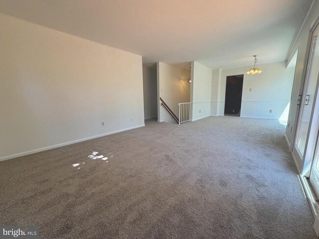 Building Photo - 4611 Eaton Pl