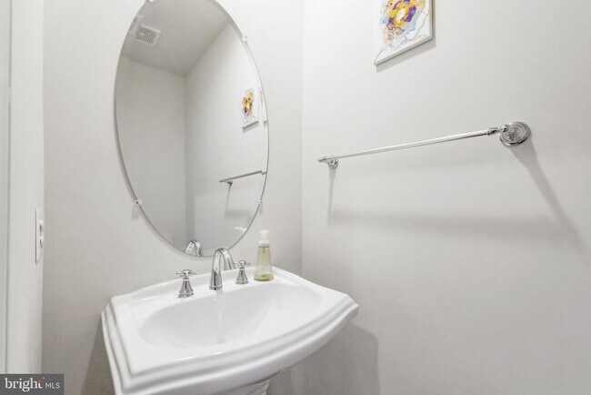 Building Photo - 13707 Petrel St