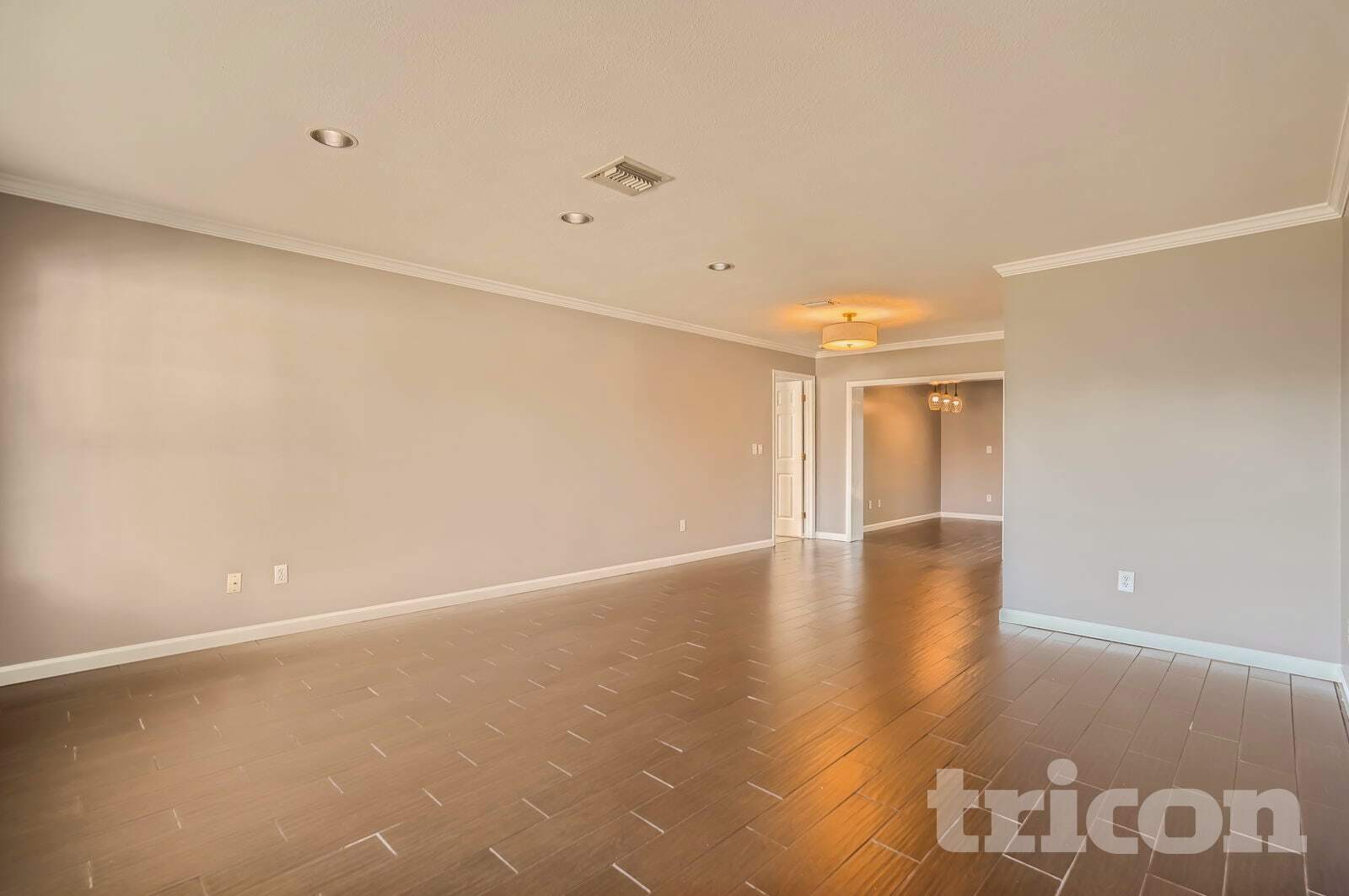 Building Photo - 2641 Gleneagles Dr